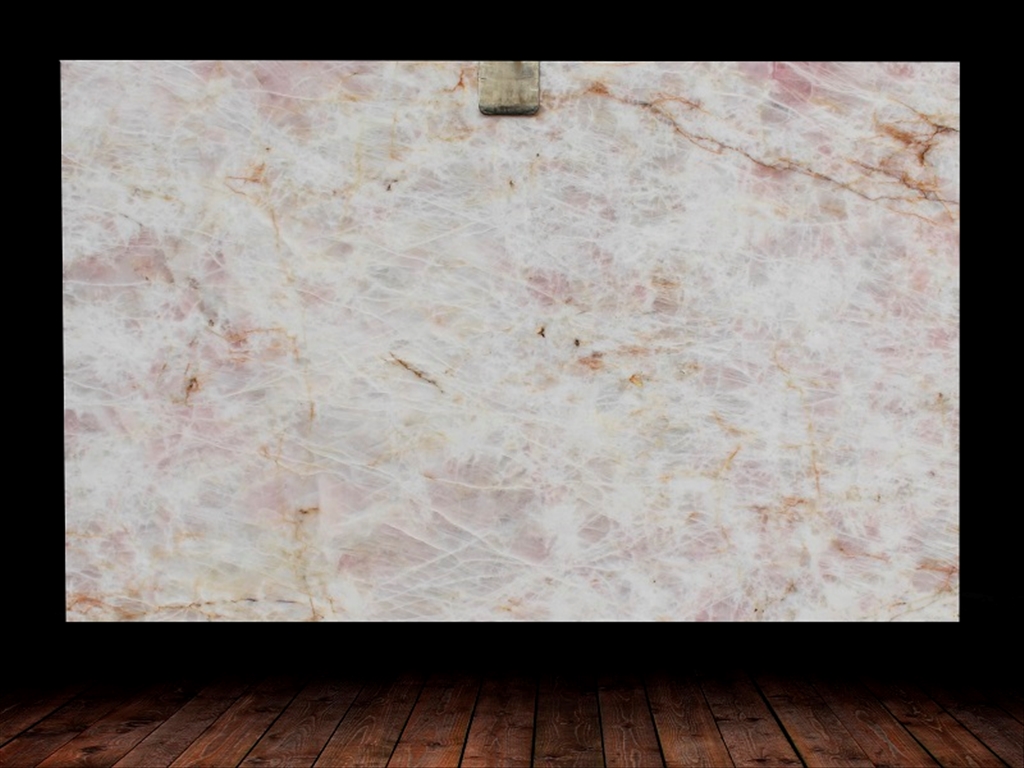 Cristallo Rosa Quartzite