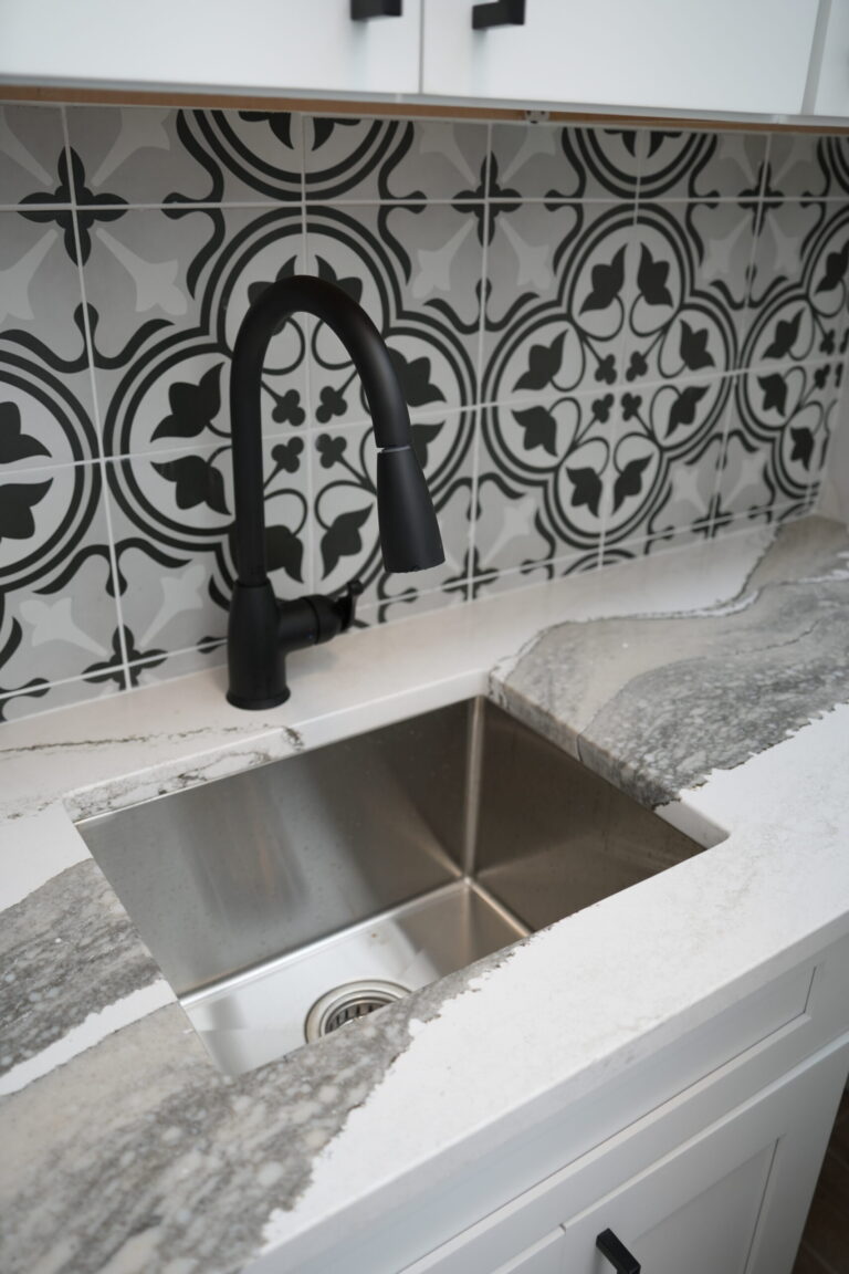 Alternative view of Crema Marfil Subway Tile Honed 3x6